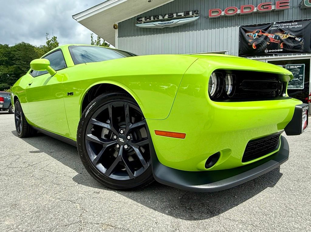 Used 2023 Dodge Challenger R/T w/ Blacktop Package image 3