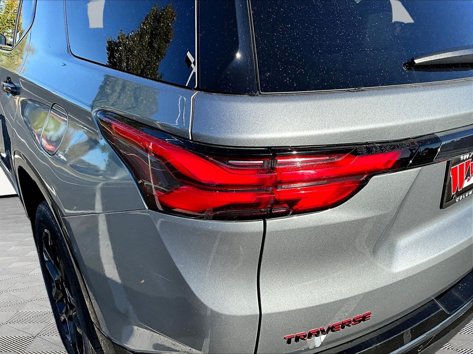 Used 2023 Chevrolet Traverse Premier w/ Redline Edition FWD image 23