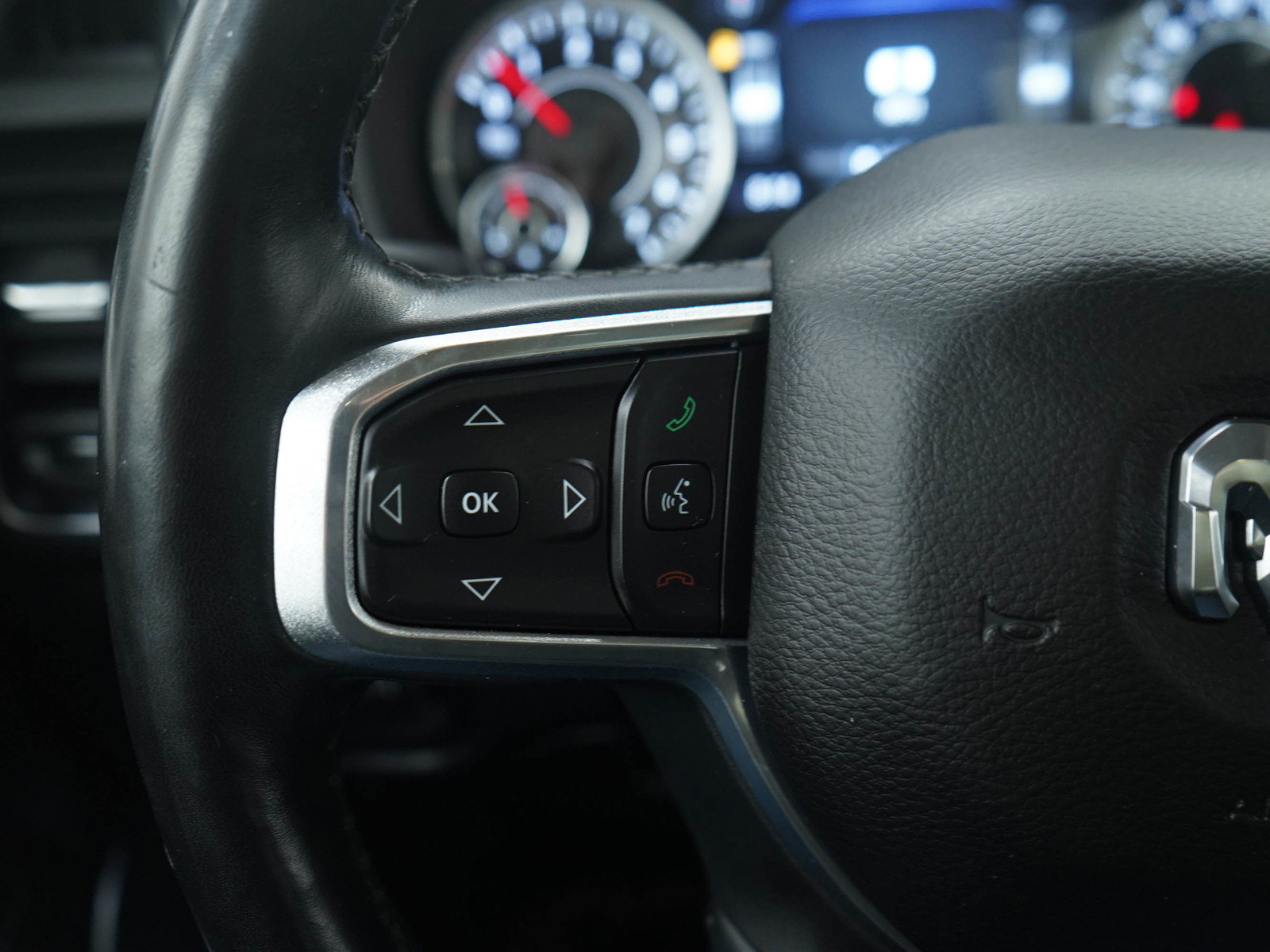 Used 2019 RAM 1500 Laramie image 26
