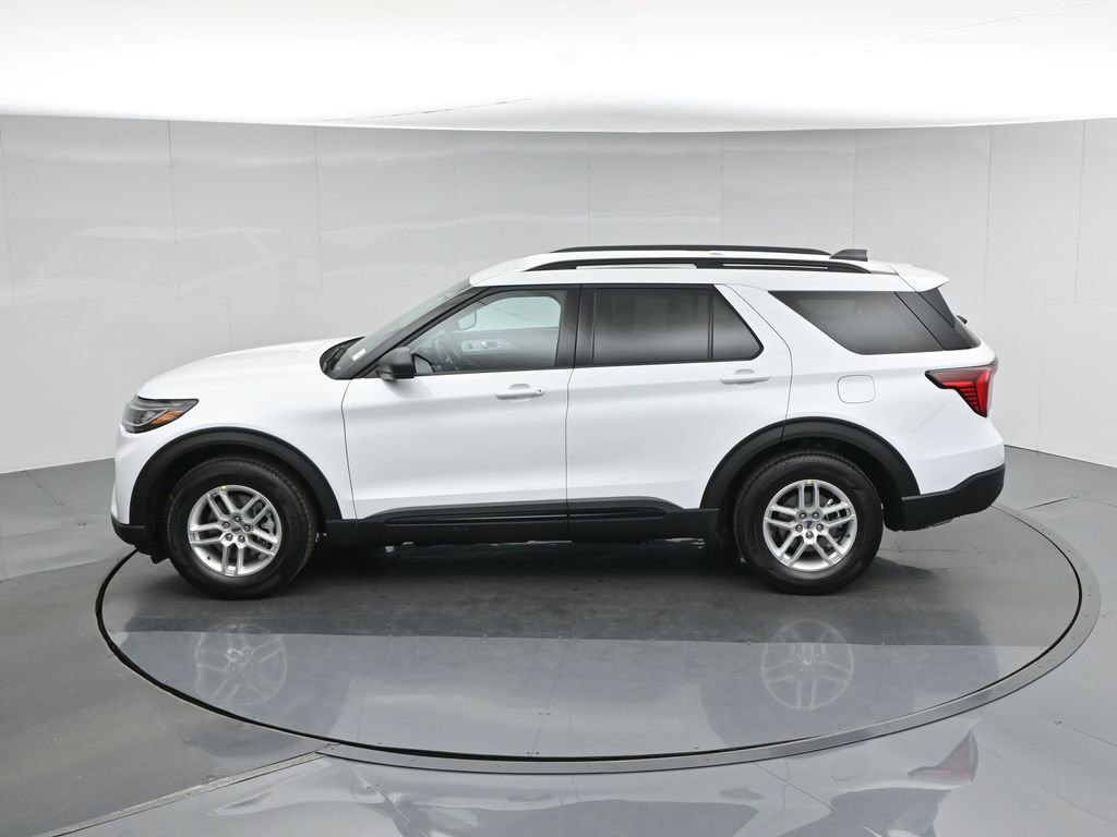 New 2026 Ford Explorer Active RWD image 39