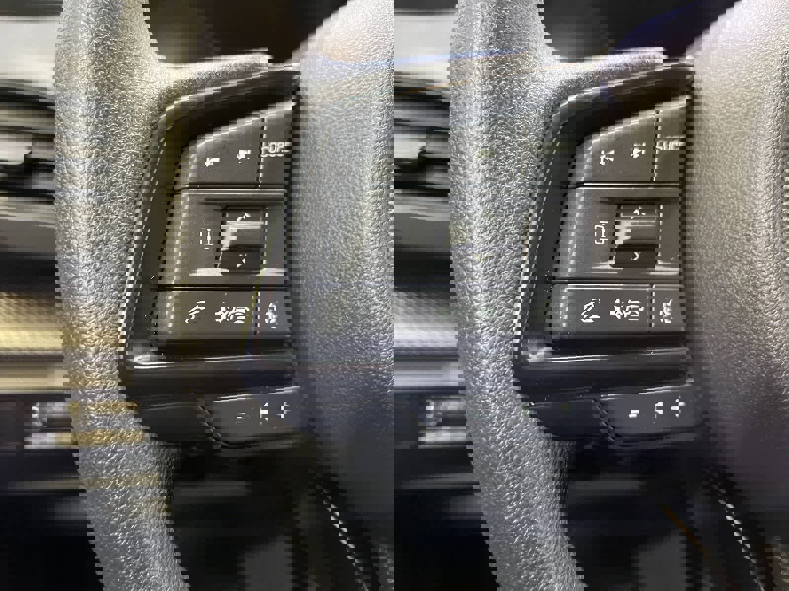 Used 2024 Subaru Crosstrek 2.0i Premium AWD/4WD image 15