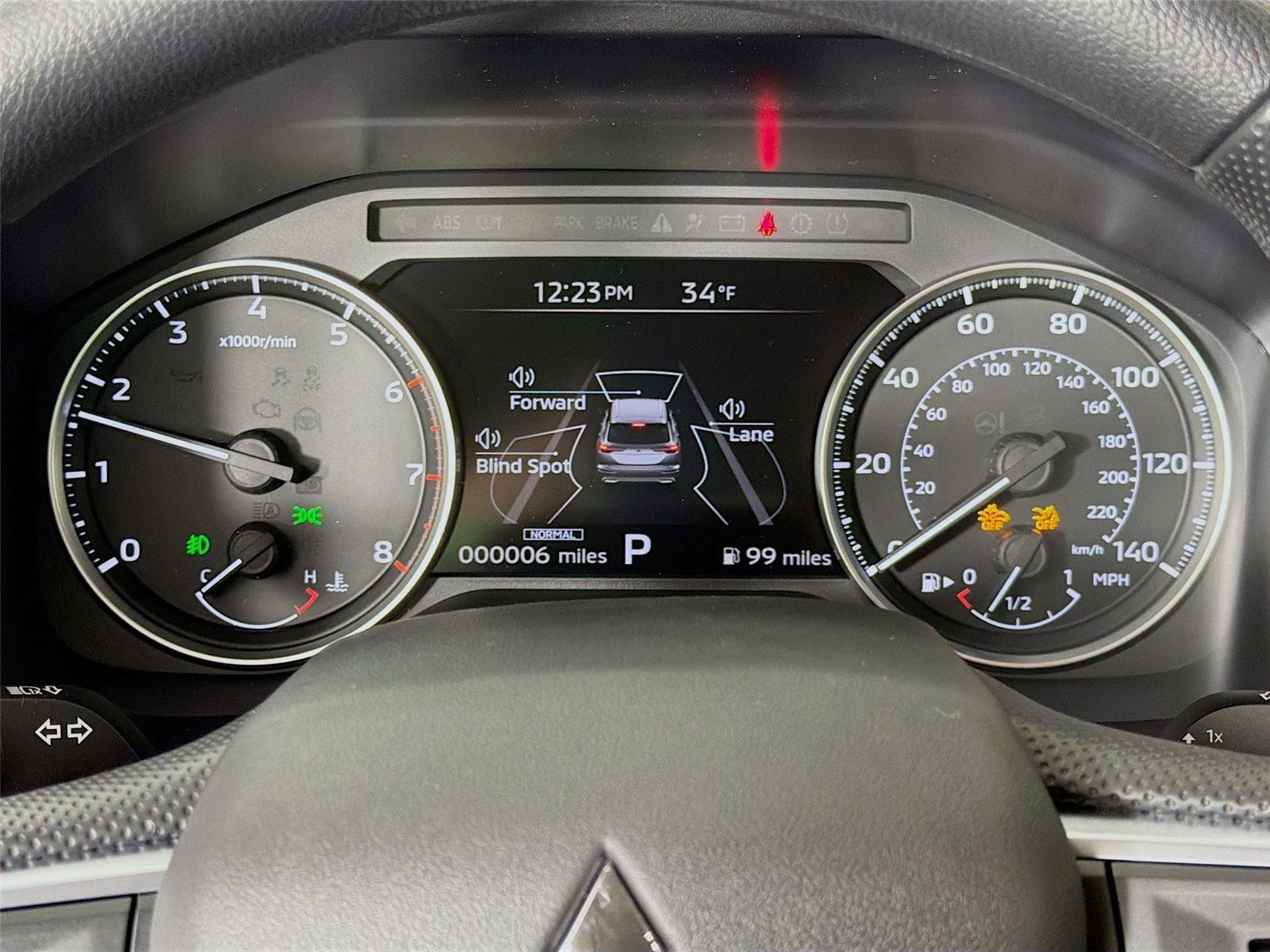 New 2026 Mitsubishi Outlander ES image 13