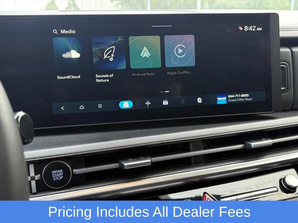 Used 2024 Hyundai Santa Fe XRT AWD/4WD image 12