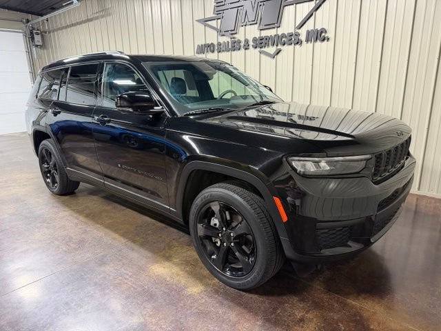 Used 2023 Jeep Grand Cherokee L Laredo AWD/4WD image 6