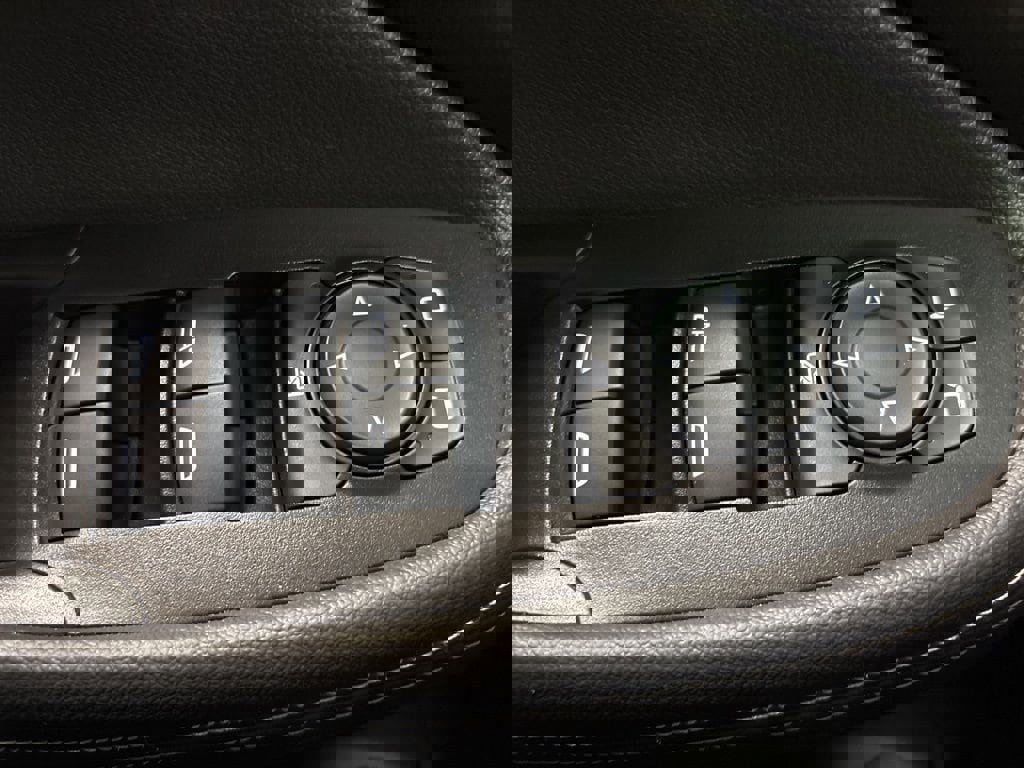 Used 2023 Buick Encore GX Essence w/ Experience Buick Package AWD/4WD image 26