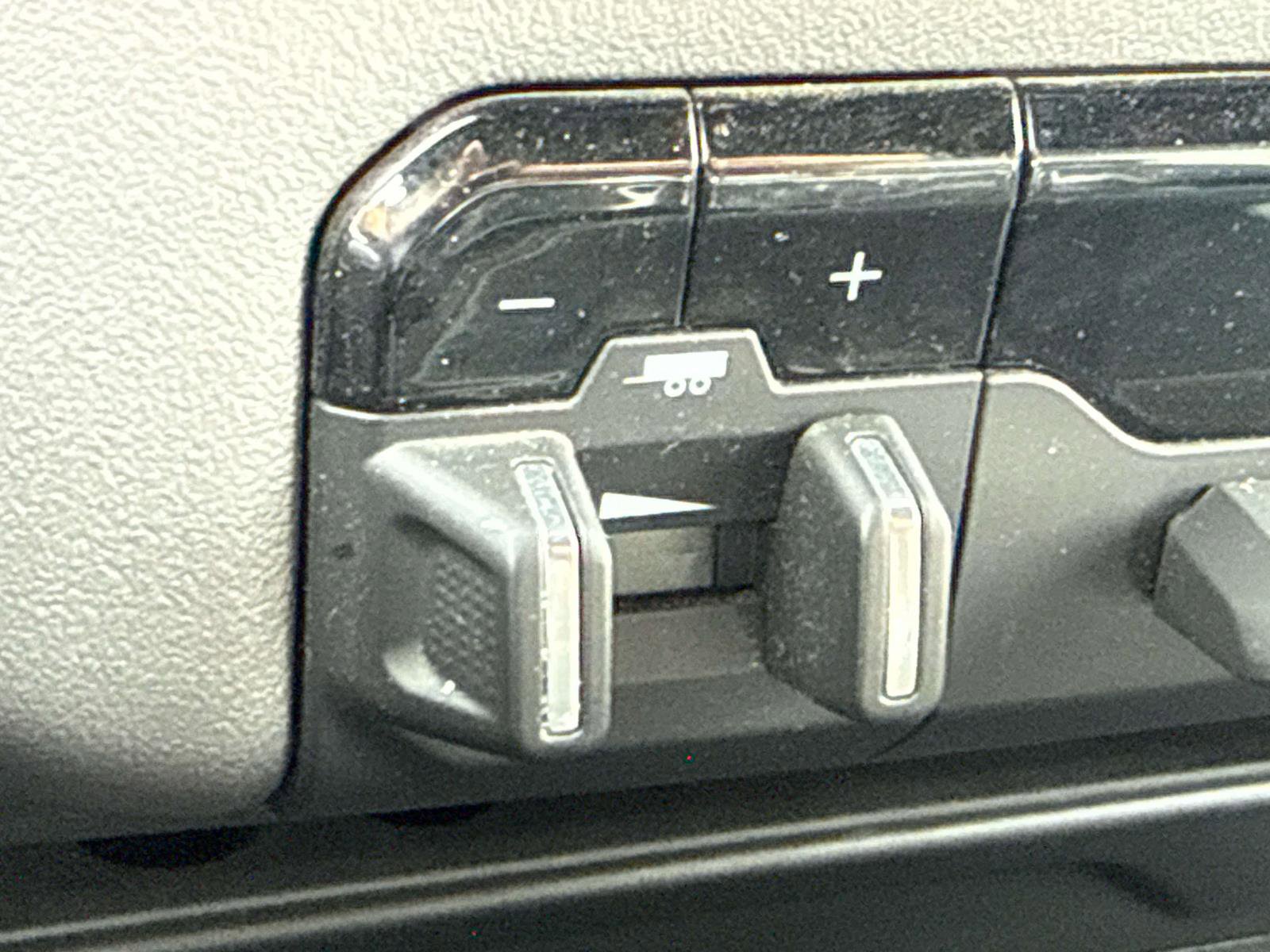 Used 2024 RAM 2500 Big Horn image 26