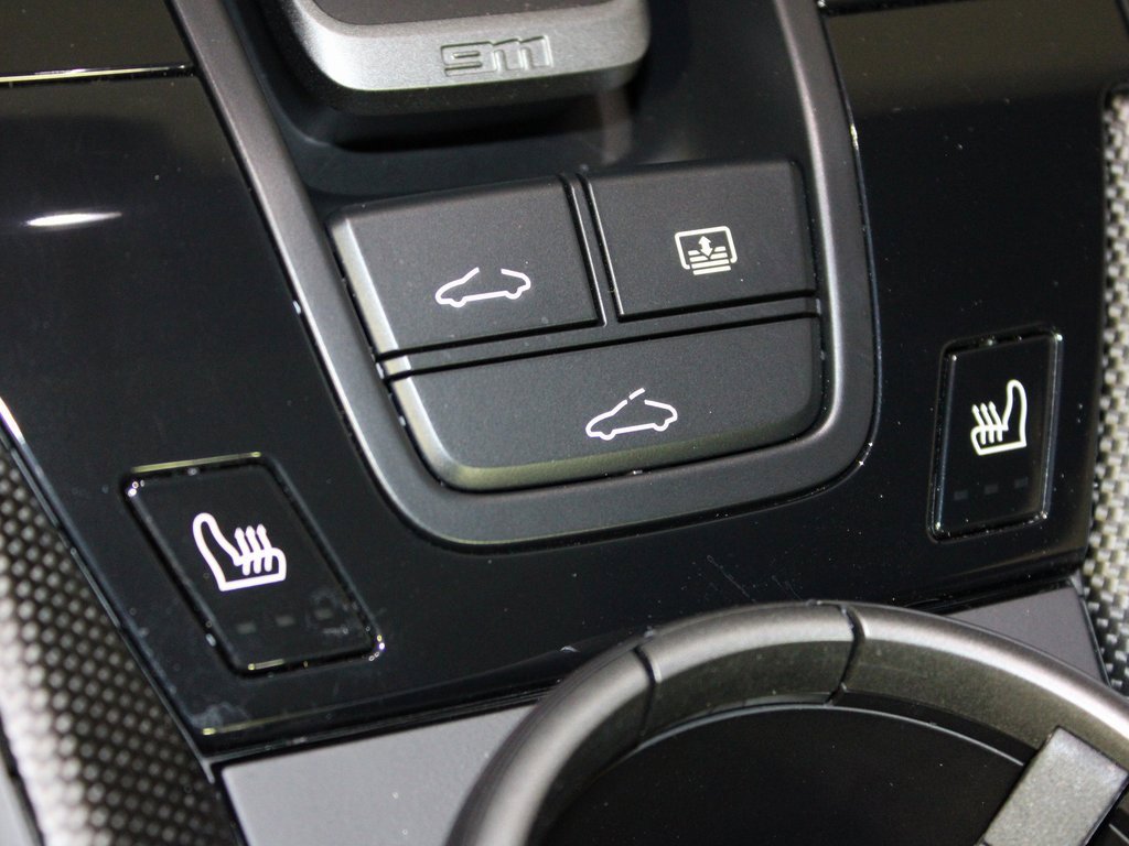 Used 2025 Porsche 911 Carrera 4 GTS image 32