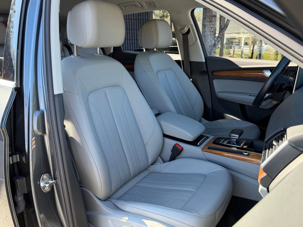 Used 2022 Audi Q5 2.0T Premium image 35