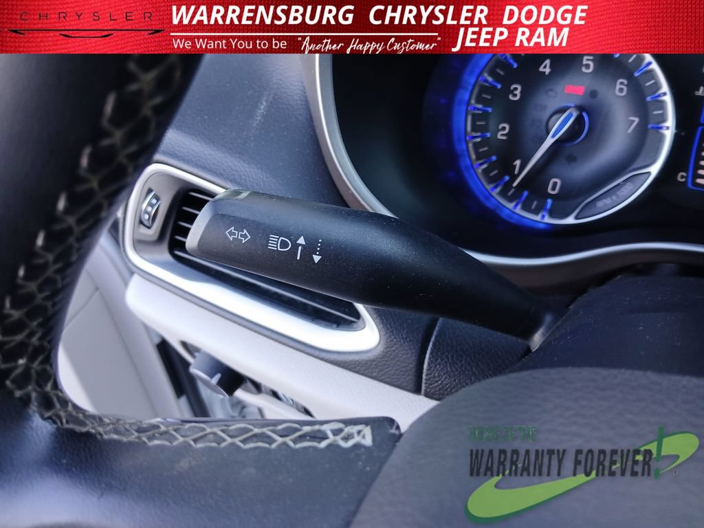 Used 2023 Chrysler Voyager LX FWD image 19