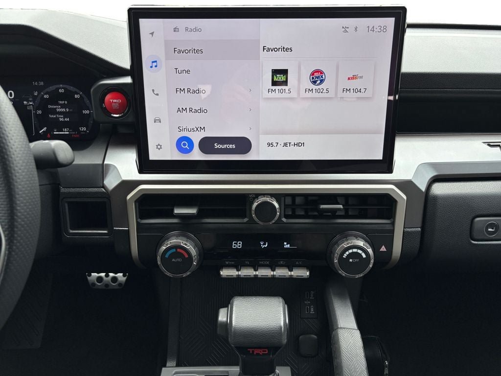 Used 2024 Toyota Tacoma TRD Sport AWD/4WD image 16