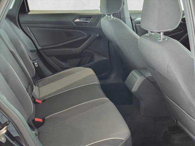 Used 2025 Volkswagen Jetta Sport image 20