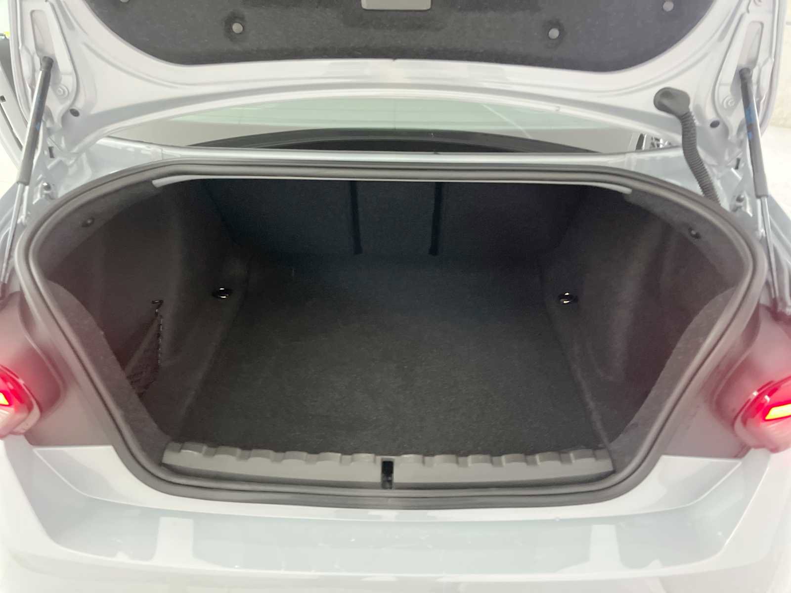 Used 2026 BMW M240i xDrive image 21