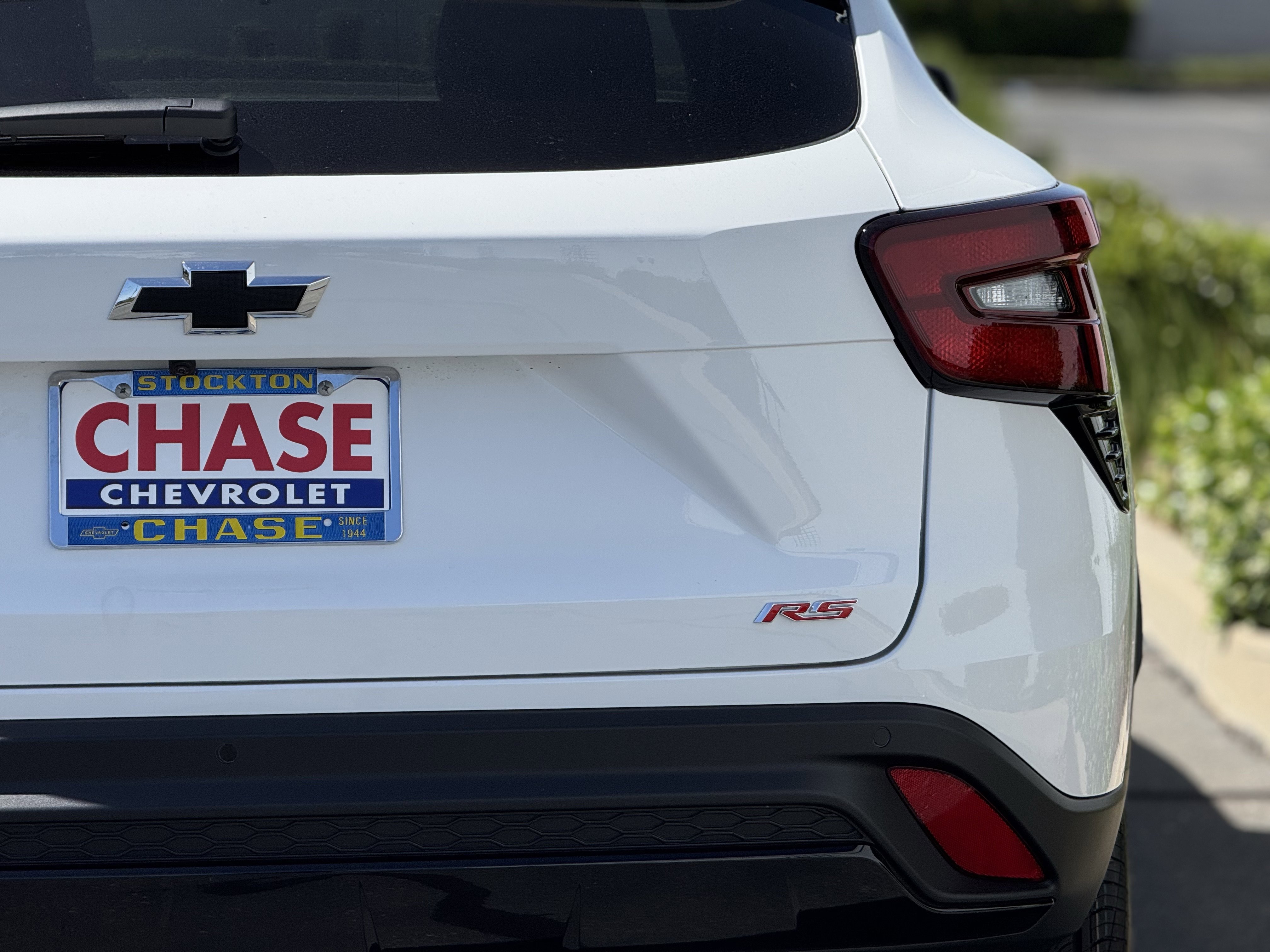 New 2026 Chevrolet Trax RS w/ Sunroof Package image 8