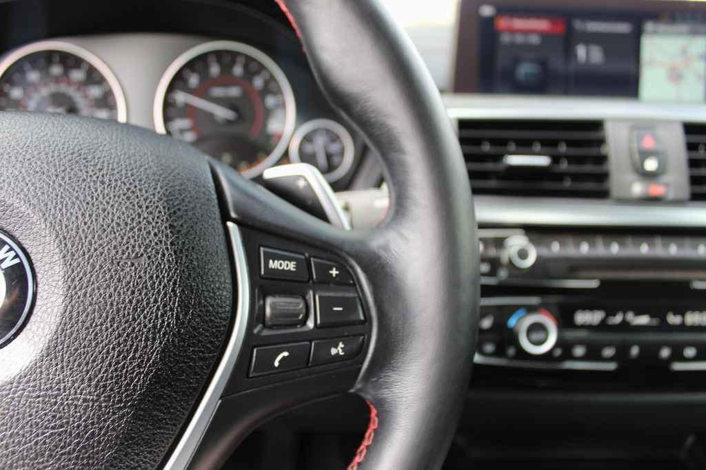 Used 2019 BMW 430i xDrive Convertible w/ Convenience Package AWD/4WD image 19