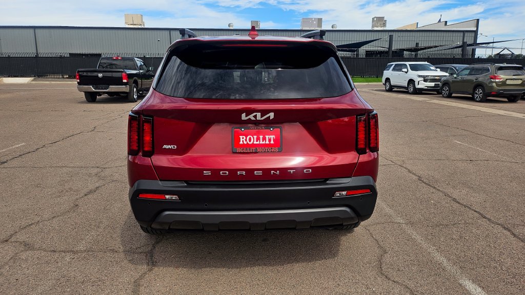 Used 2022 Kia Sorento S AWD/4WD image 10