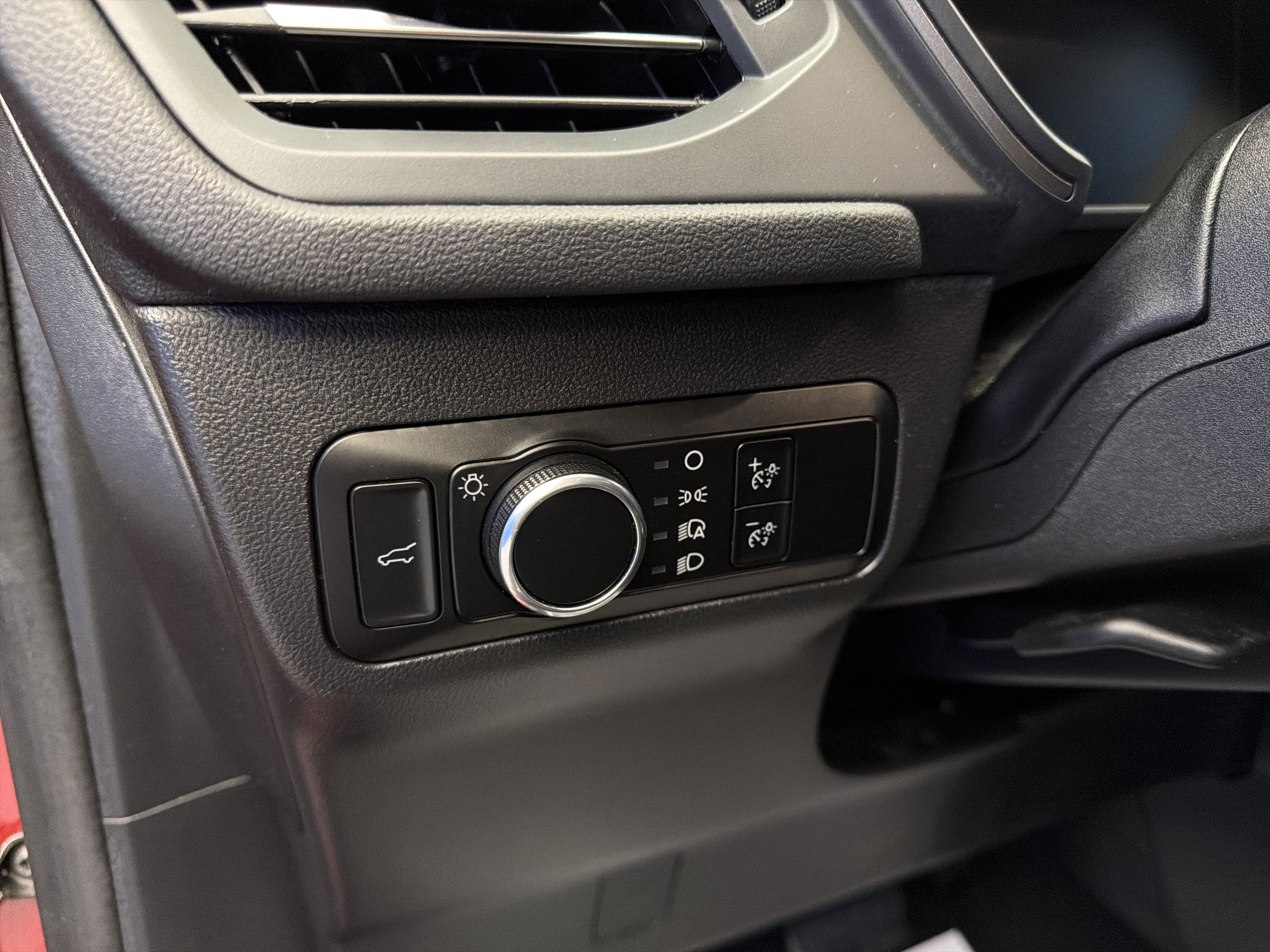 Used 2023 Ford Escape Active w/ Cold Weather Package FWD image 15