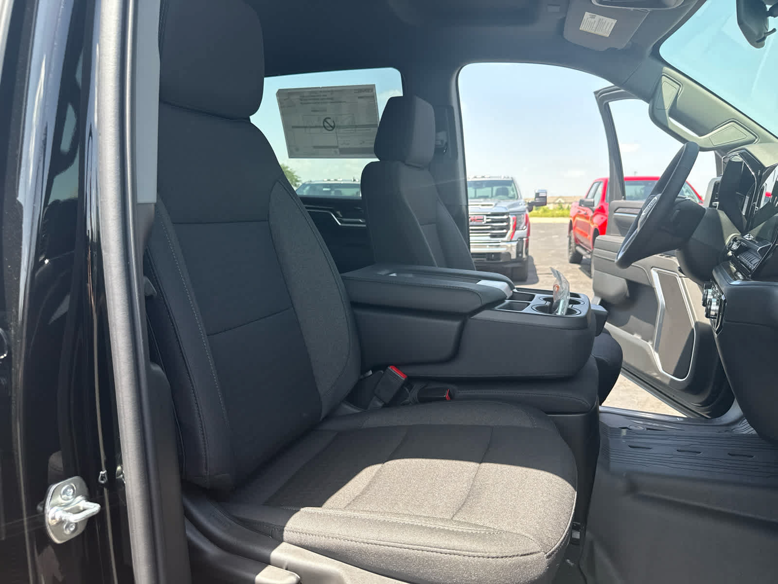 New 2026 GMC Sierra 3500 SLE w/ SLE Value Package AWD/4WD image 26