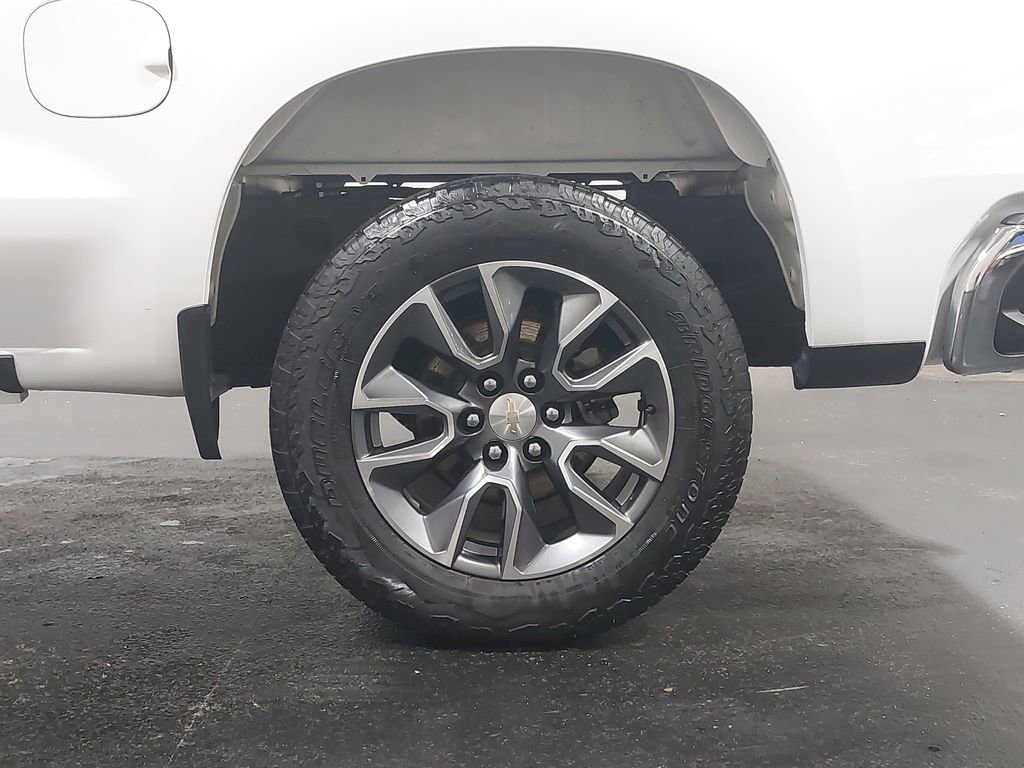 Used 2023 Chevrolet Silverado 1500 LT image 32