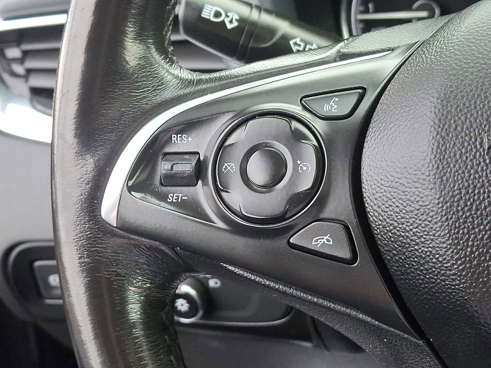 Used 2019 Buick Enclave Essence w/ Trailering Package, 5000 lbs. image 24