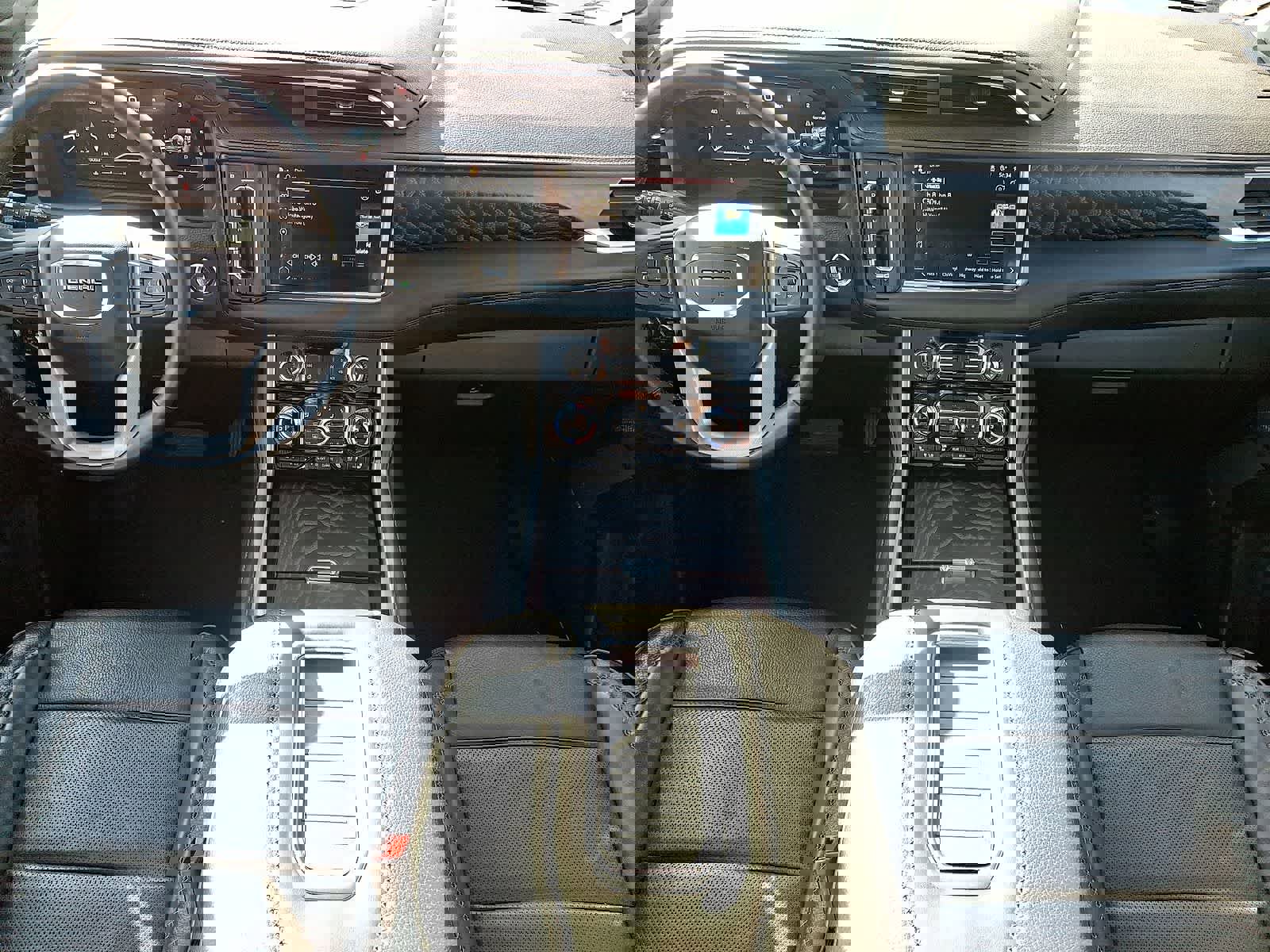 Certified 2024 GMC Yukon XL Denali image 26