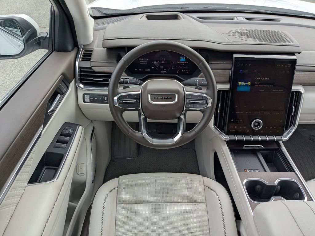 Used 2024 GMC Acadia Denali image 16