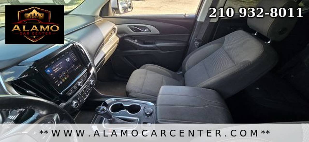 Used 2020 Chevrolet Traverse LT FWD image 40
