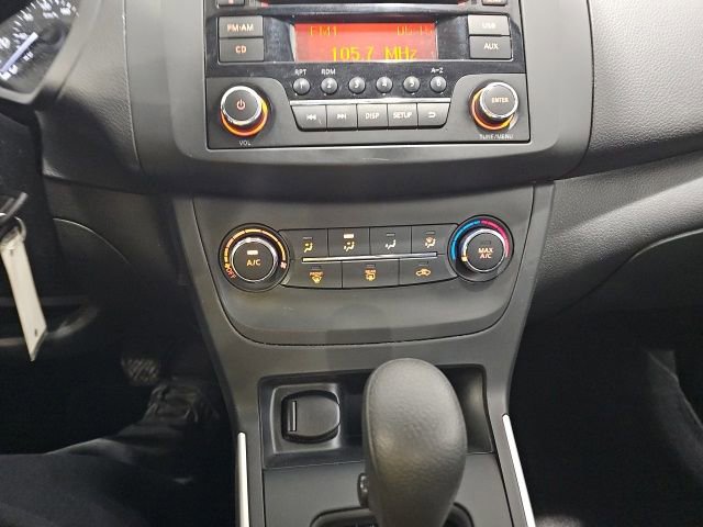 Used 2016 Nissan Sentra S FWD image 15