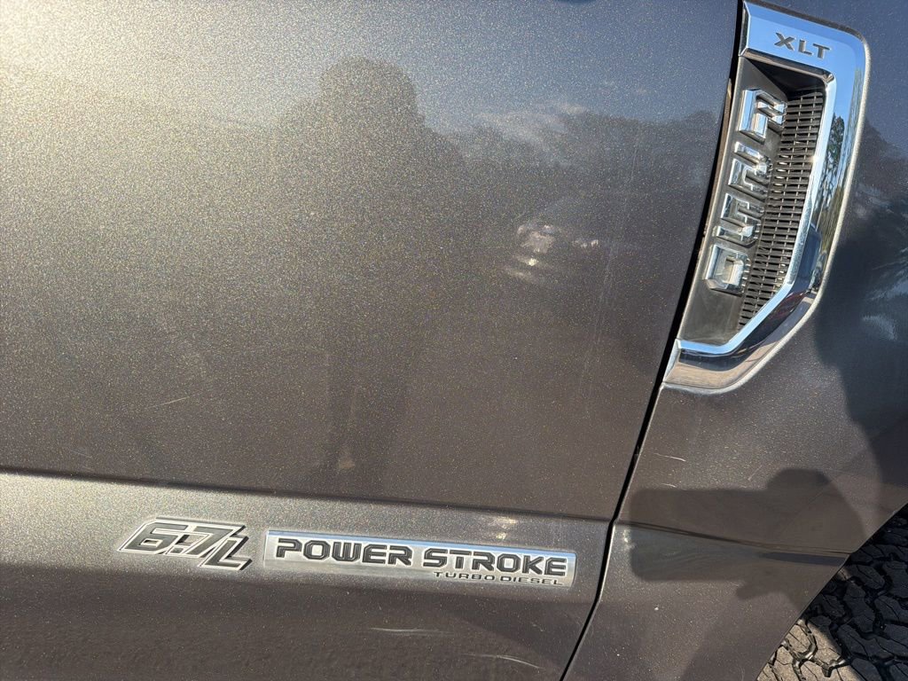 Used 2017 Ford F250 XLT w/ FX4 Off-Road Package image 31