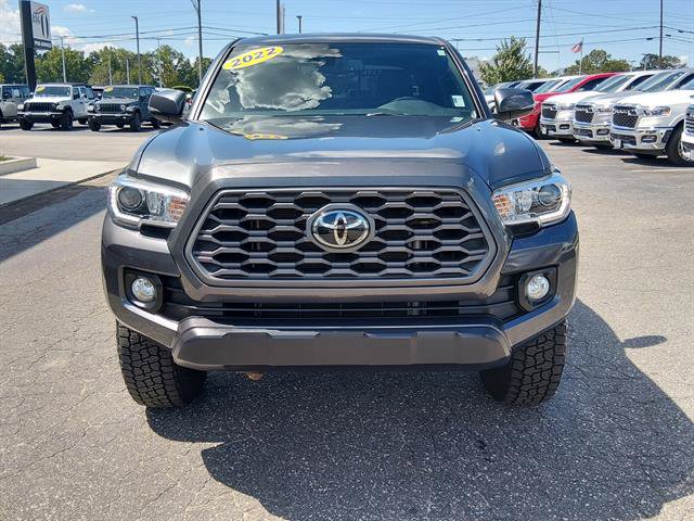 Used 2022 Toyota Tacoma TRD Off-Road w/ Technology Package AWD/4WD image 5