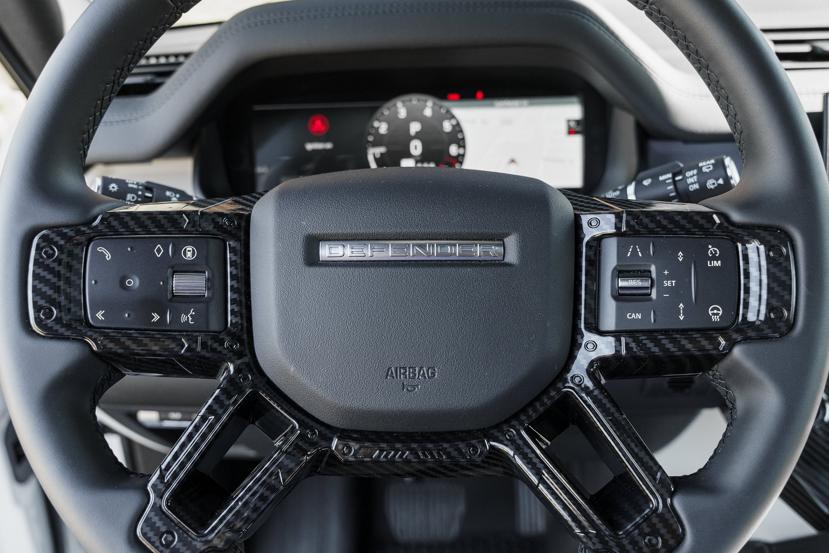 Used 2025 Land Rover Defender 90 S AWD/4WD image 16