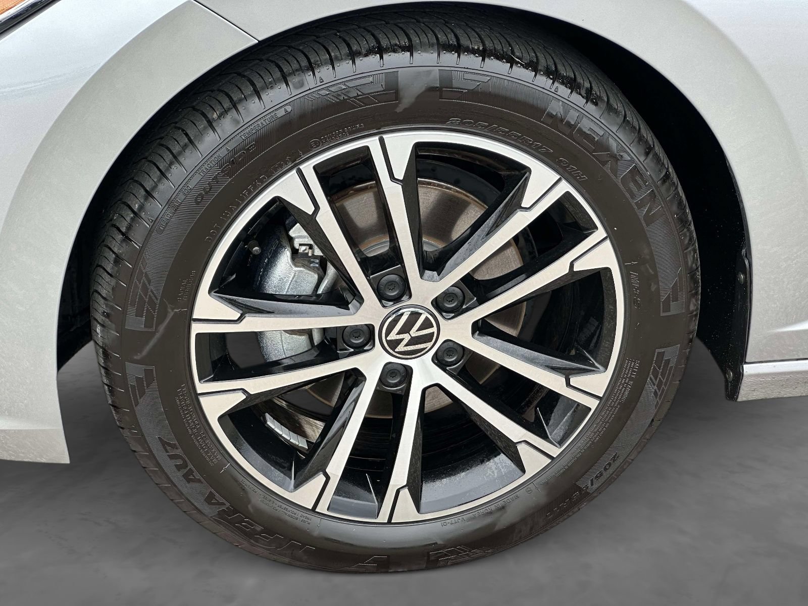 Certified 2024 Volkswagen Jetta Sport FWD image 8