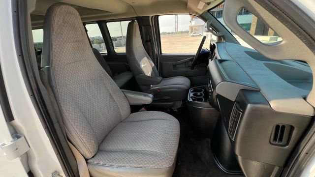 Used 2017 Chevrolet Express 2500 LT w/ LT Preferred Equipment Group image 65