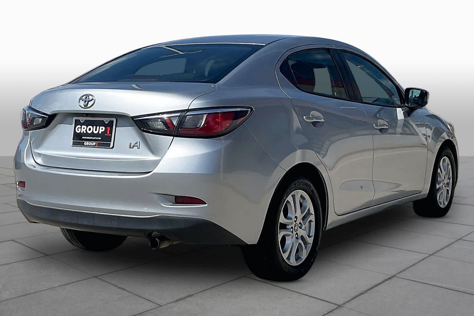 Used 2018 Toyota Yaris iA FWD image 13