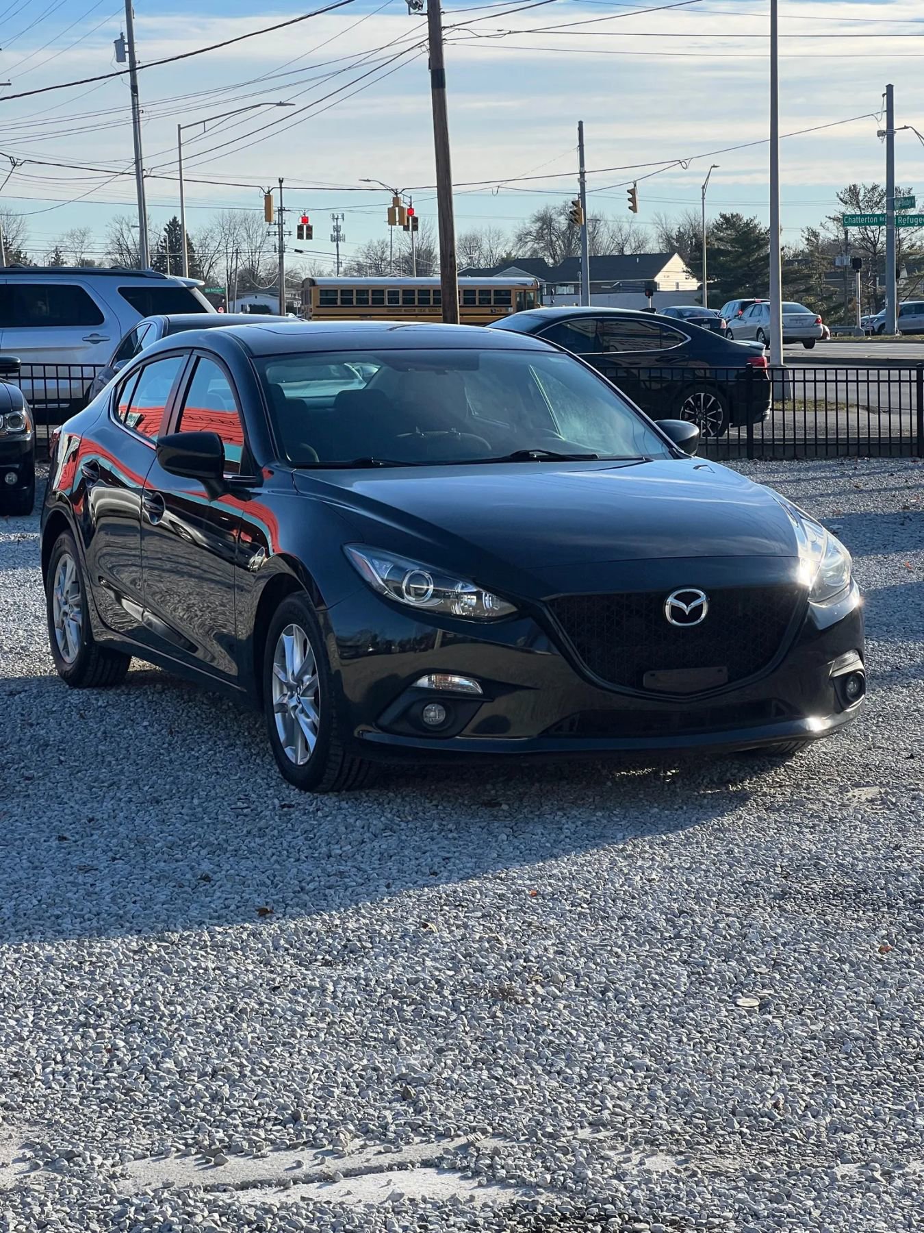 Used 2016 MAZDA MAZDA3 i Touring image 1