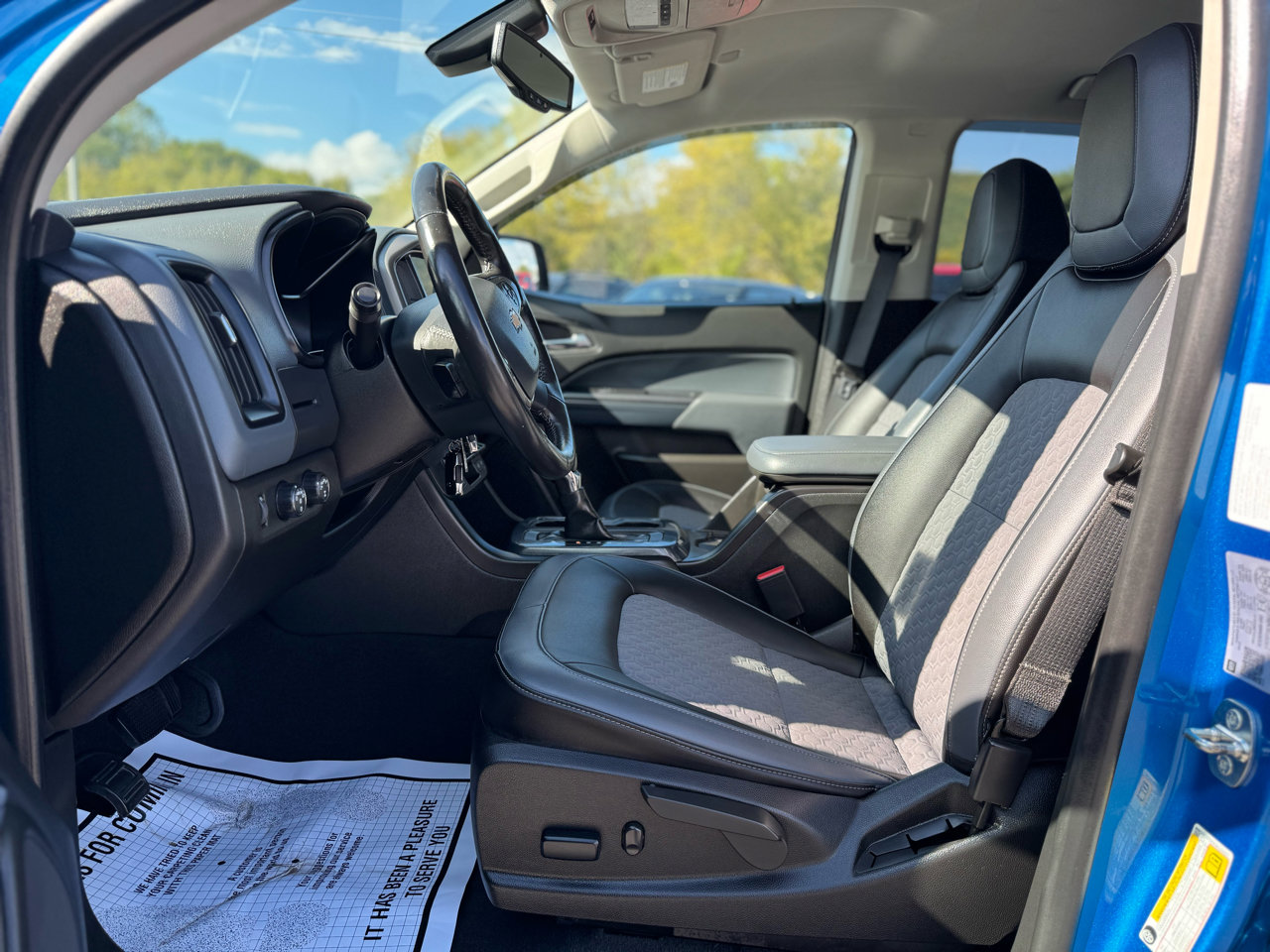 Used 2022 Chevrolet Colorado Z71 image 11