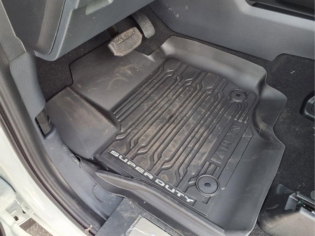 New 2026 Ford F250 Platinum image 21