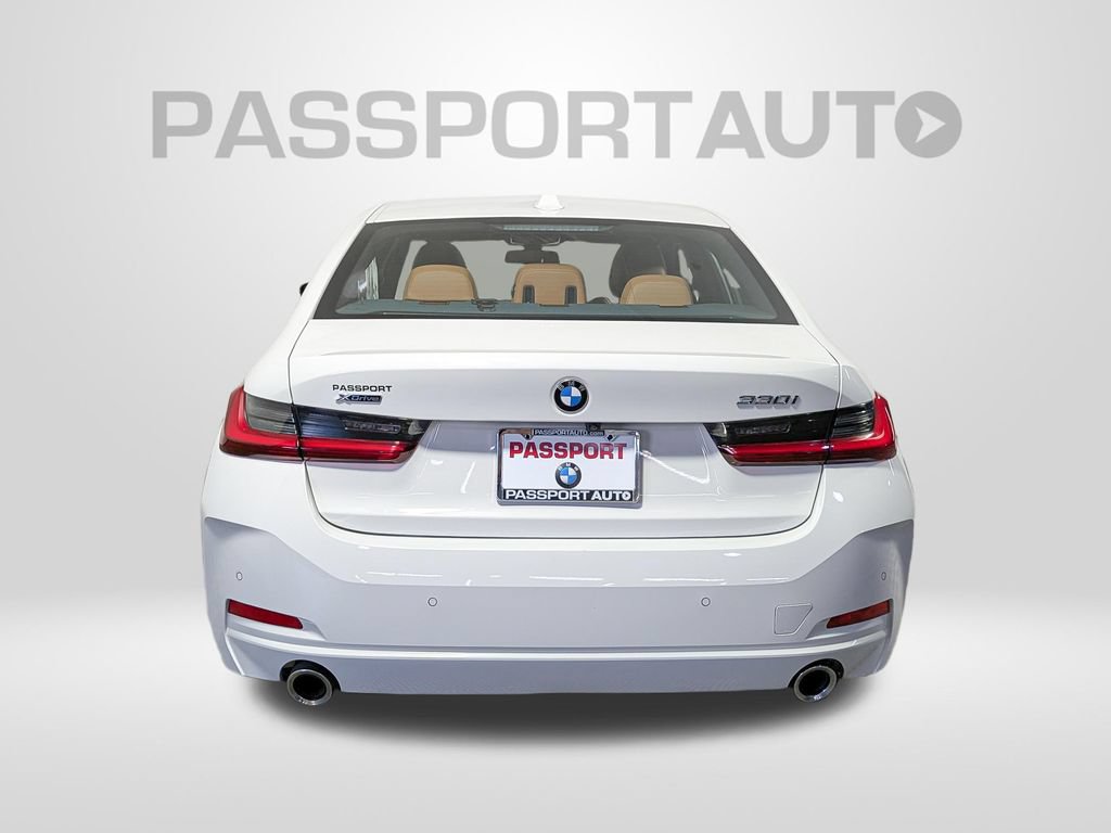 Used 2025 BMW 330i xDrive Sedan w/ Premium Package AWD/4WD image 6