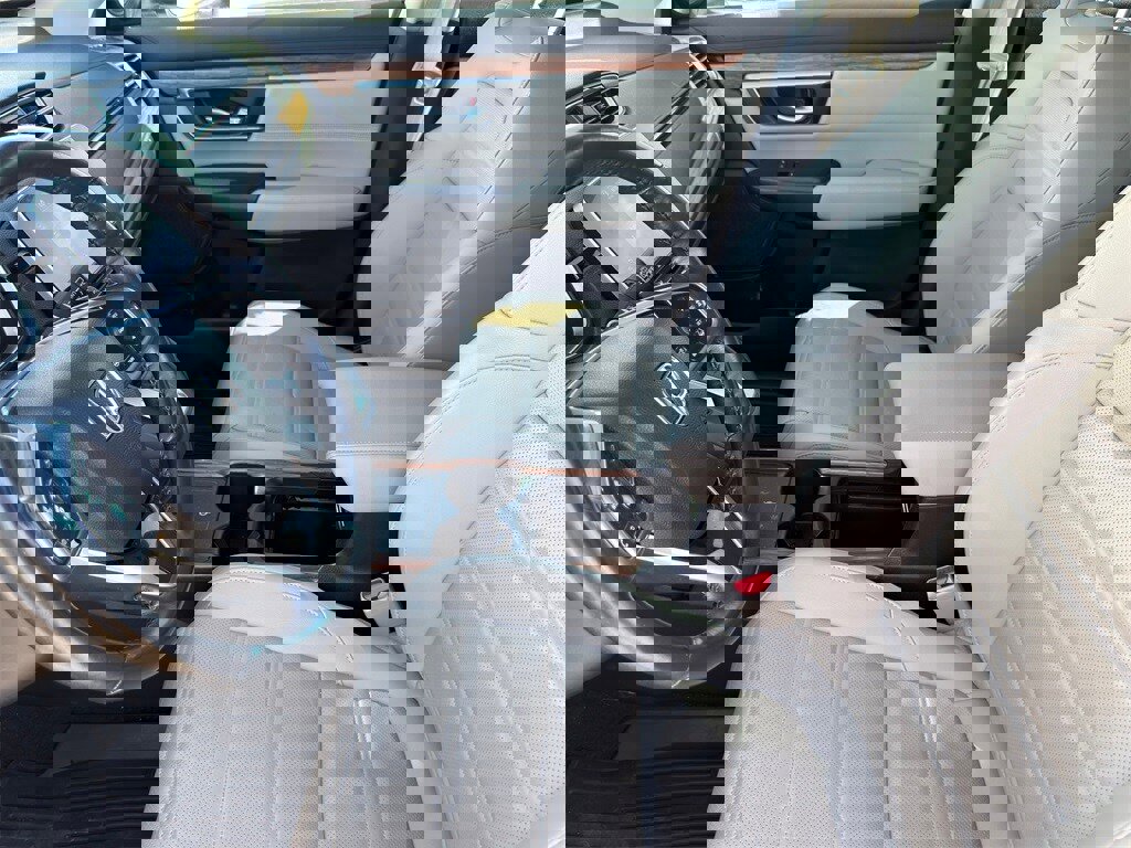 Used 2022 Honda CR-V Touring image 11