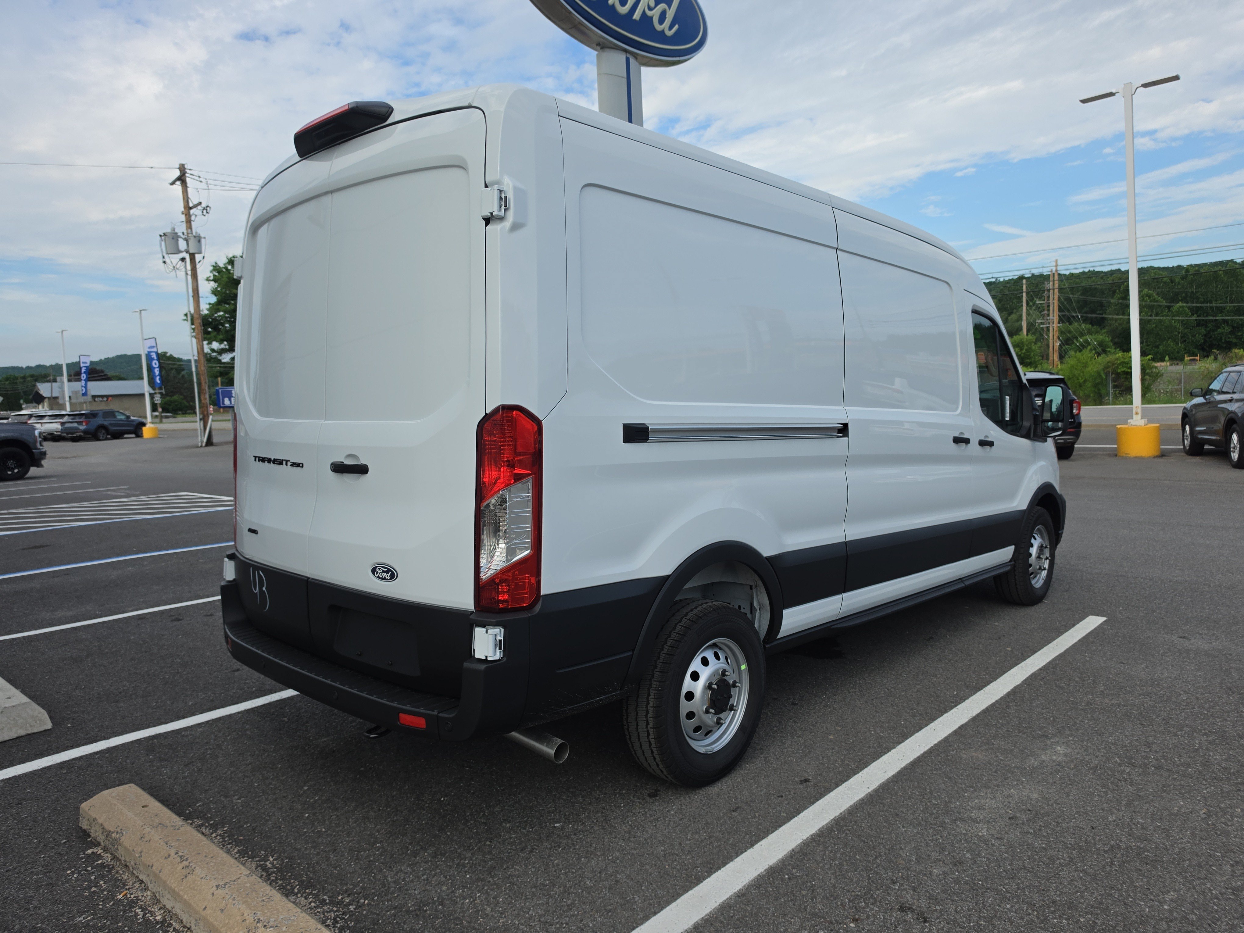New 2026 Ford Transit 250 148 Medium Roof Extended AWD video 3