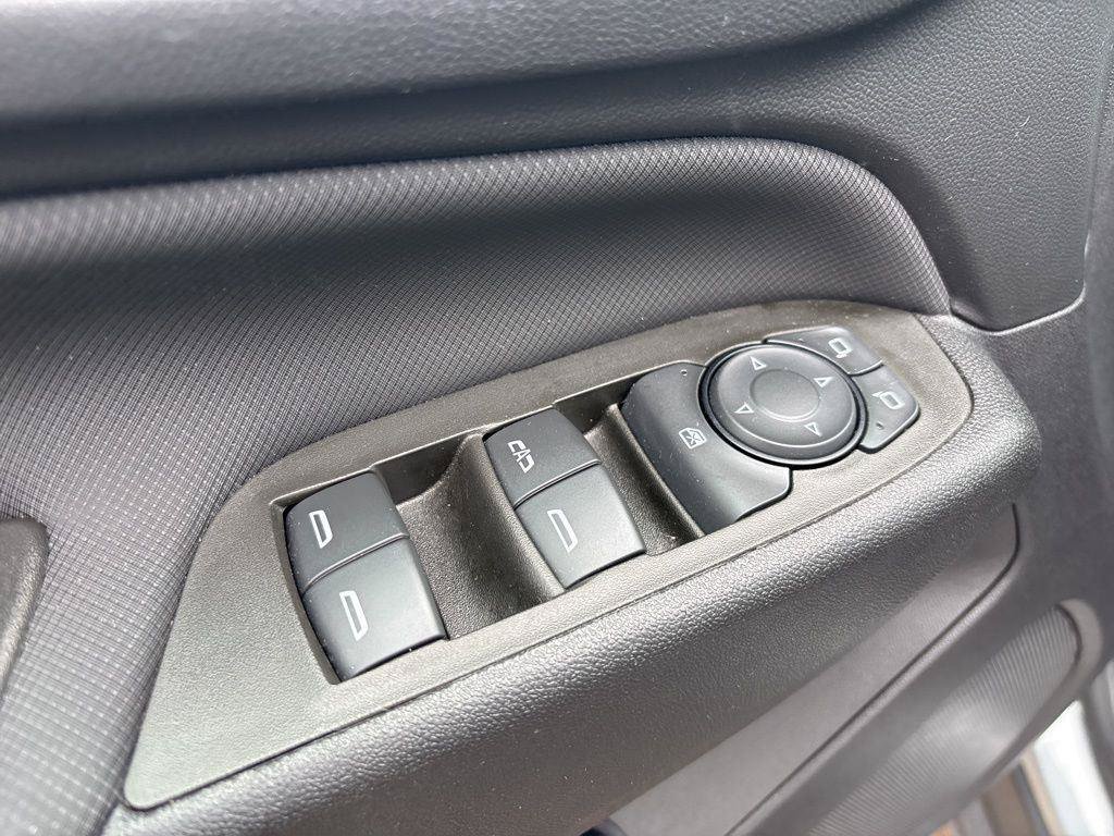 Used 2024 Chevrolet Equinox RS AWD/4WD image 16