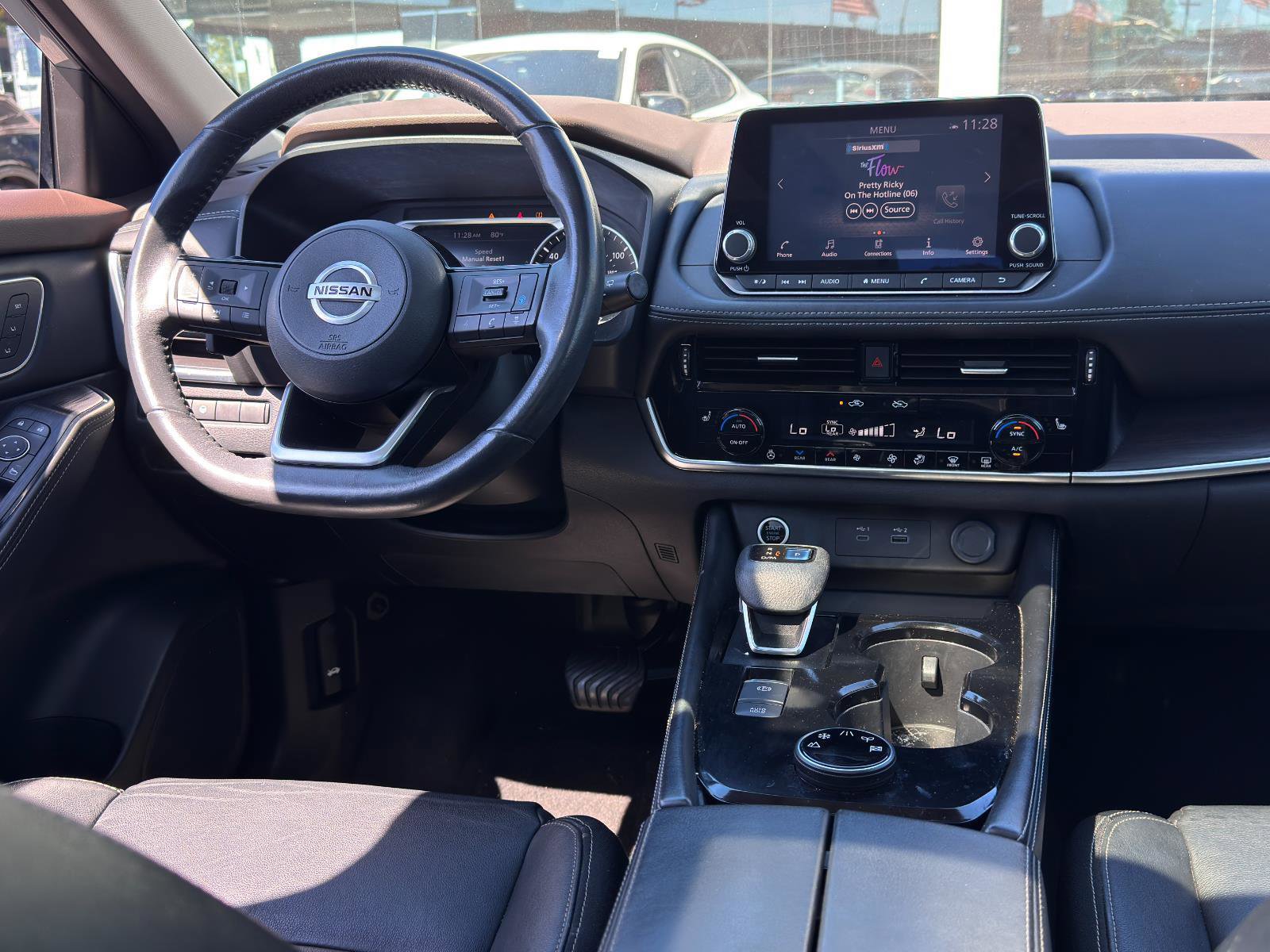 Used 2021 Nissan Rogue SL image 26