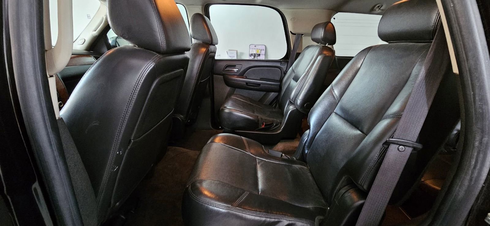 Used 2009 Chevrolet Tahoe LTZ AWD/4WD image 17