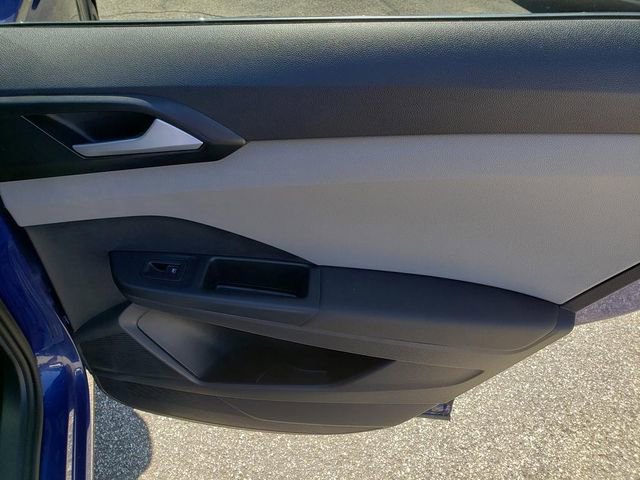 Used 2022 Volkswagen Taos SE image 17