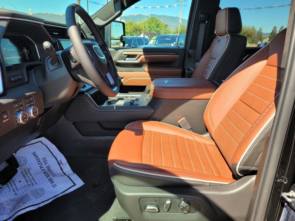 New 2026 GMC Sierra 2500 Denali Ultimate w/ Max Trailering Package AWD/4WD image 10