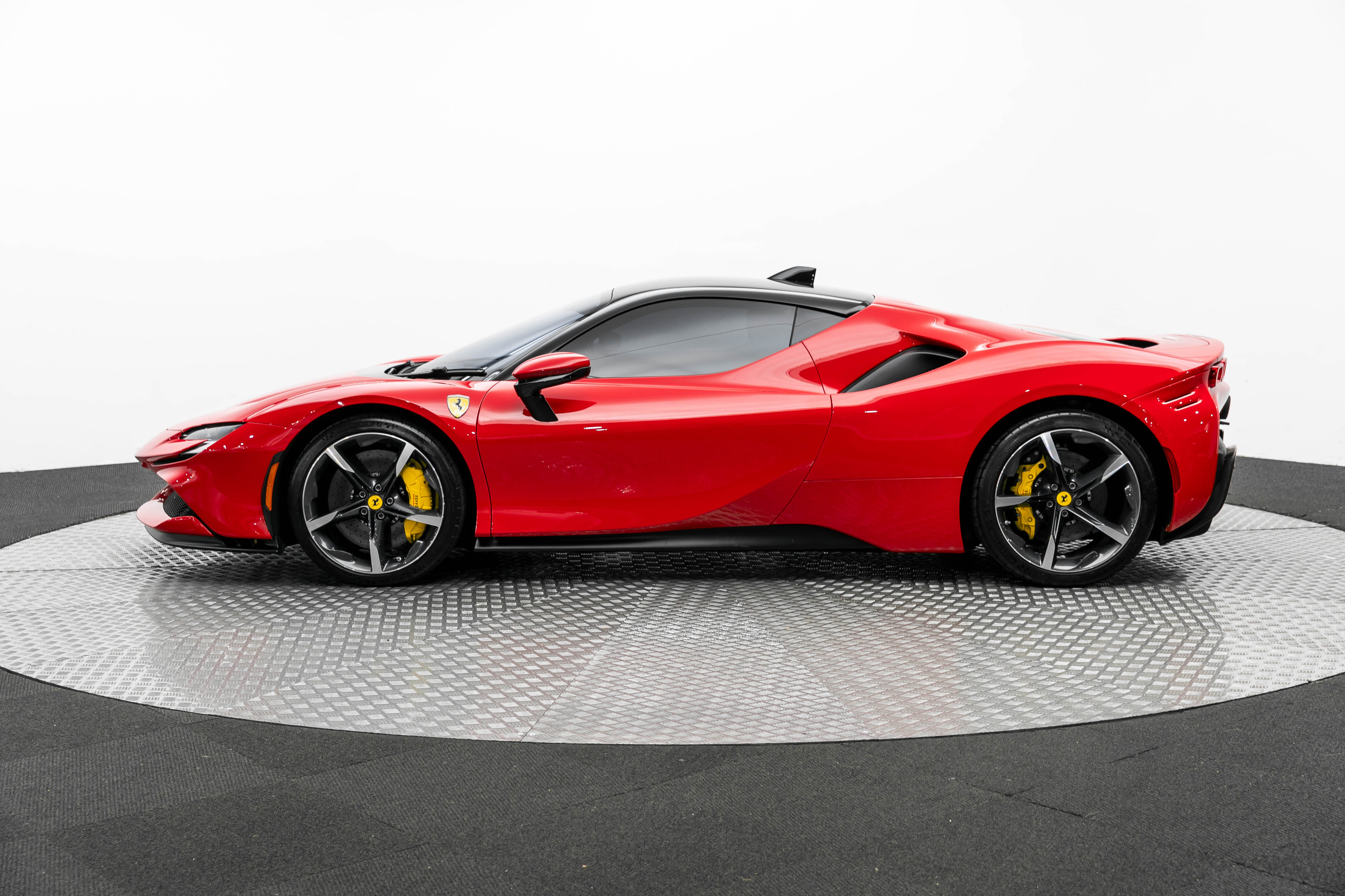 Certified 2022 Ferrari SF90 Stradale image 2