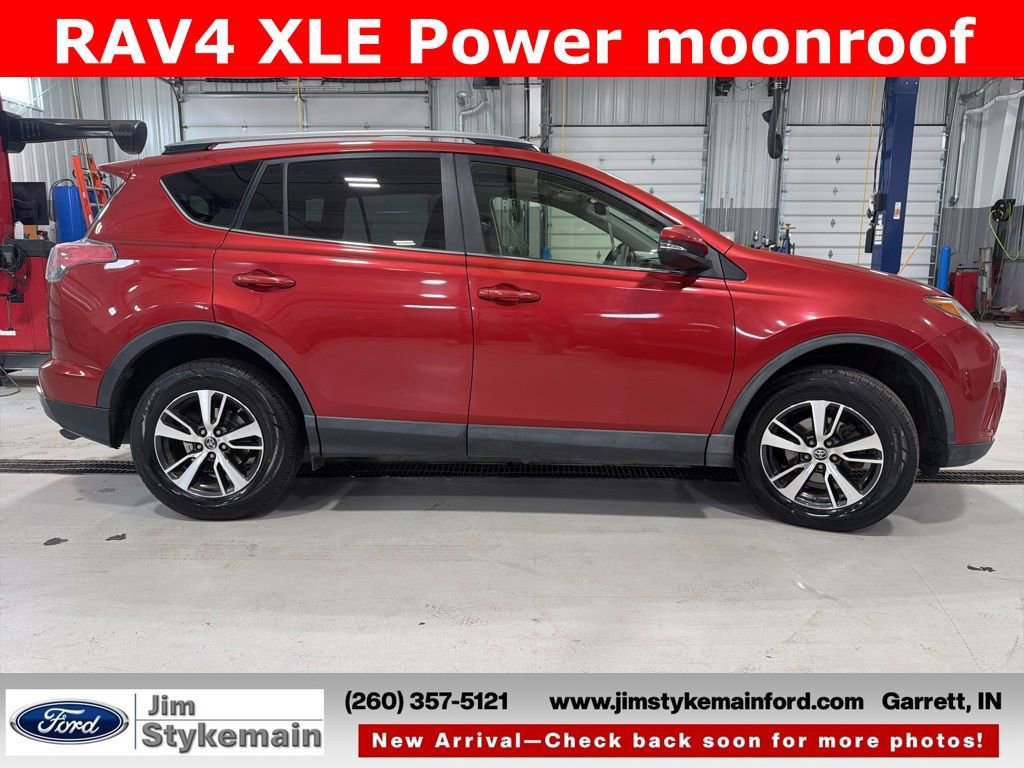 Used 2017 Toyota RAV4 XLE image 11