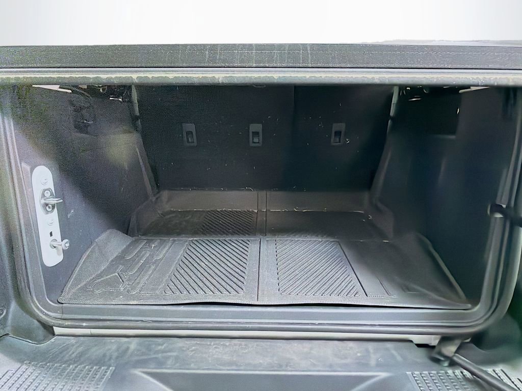 Used 2023 Ford Bronco Badlands image 28