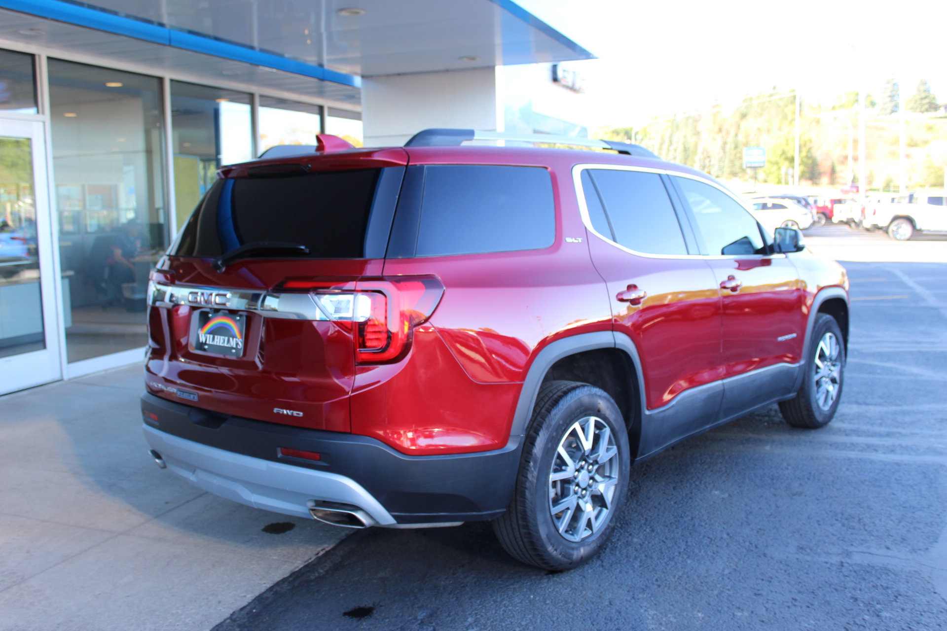 Certified 2023 GMC Acadia SLT AWD/4WD image 4