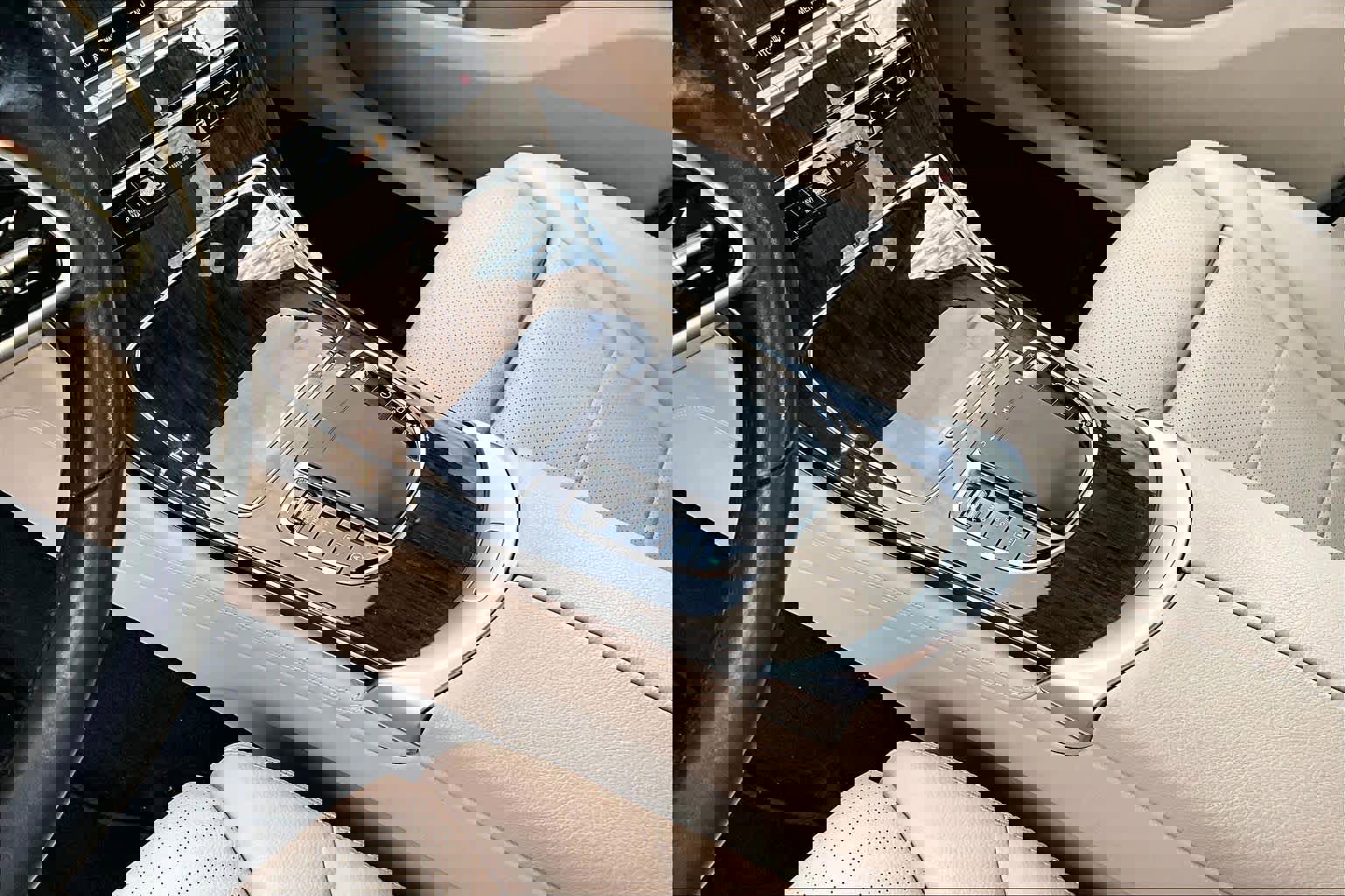 Certified 2021 Mercedes-Benz GLC 300 image 17