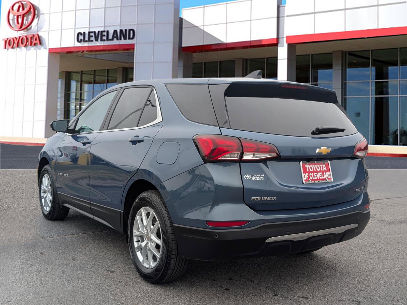 Used 2024 Chevrolet Equinox LT image 4